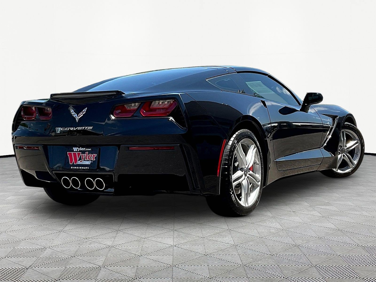 Used 2016 Chevrolet Corvette Stingray Coupe RWD image 6