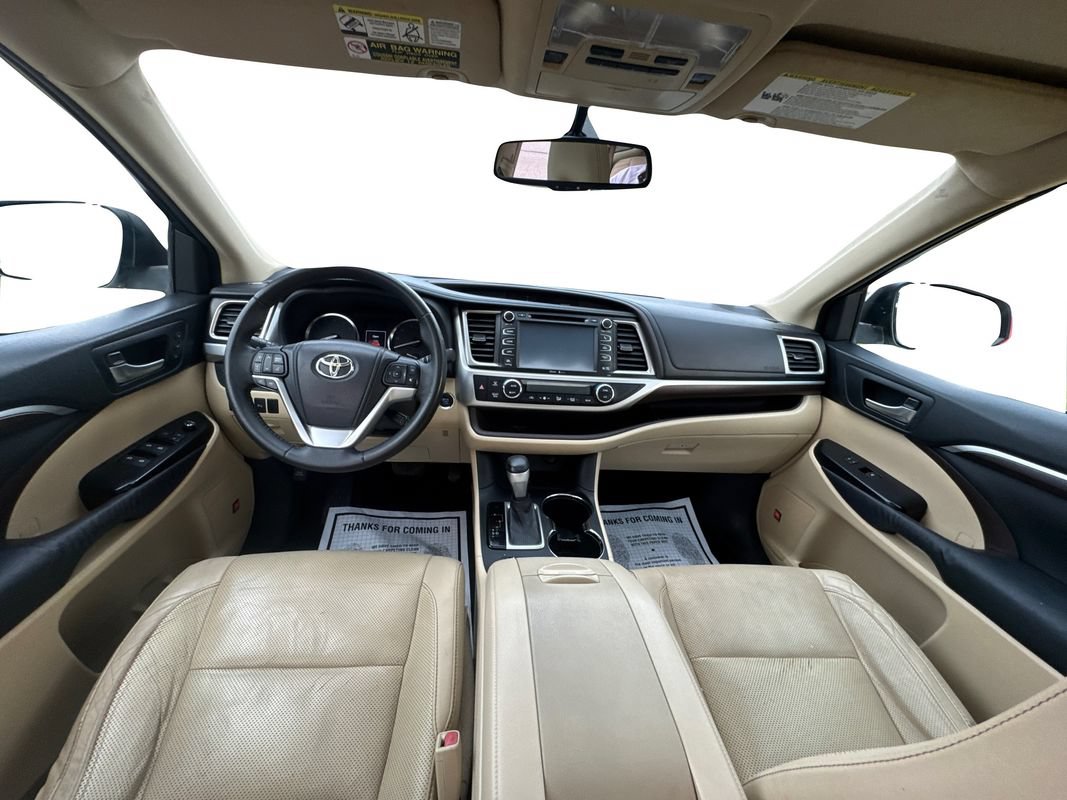 Used 2014 Toyota Highlander Limited FWD image 24