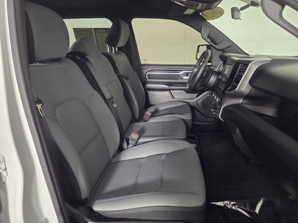 Used 2023 RAM 1500 Big Horn AWD/4WD image 32
