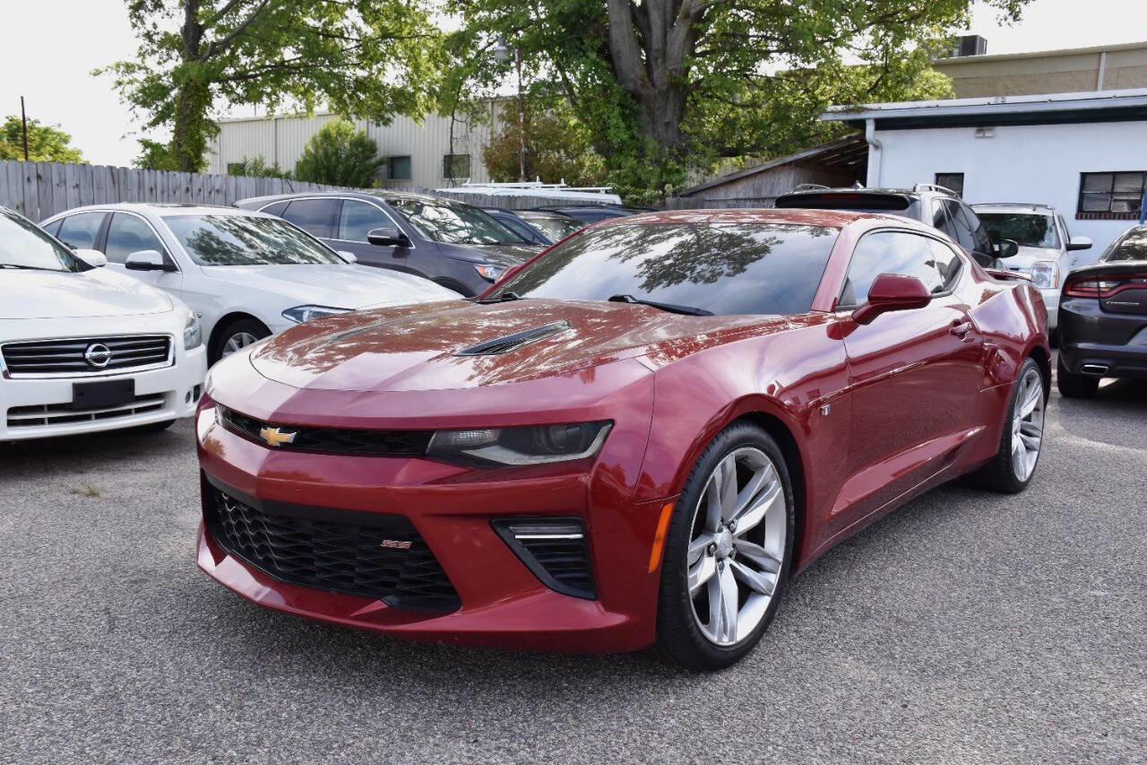 Used 2016 Chevrolet Camaro SS RWD image 3