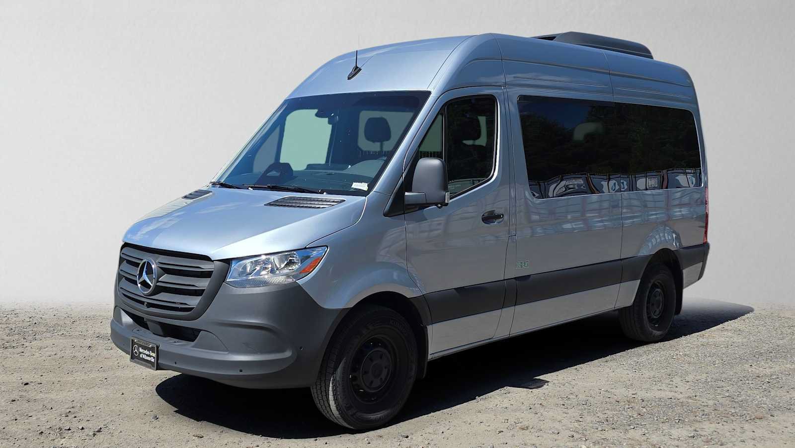 Used 2025 Mercedes-Benz Sprinter 2500 image 7