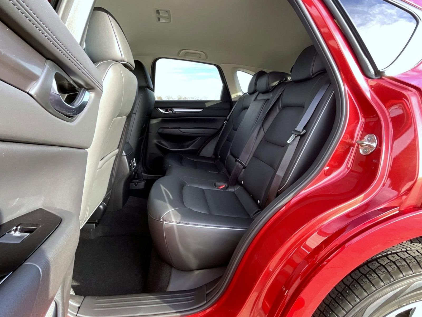 New 2025 MAZDA CX-5 AWD 2.5 S w/ Select Package image 12