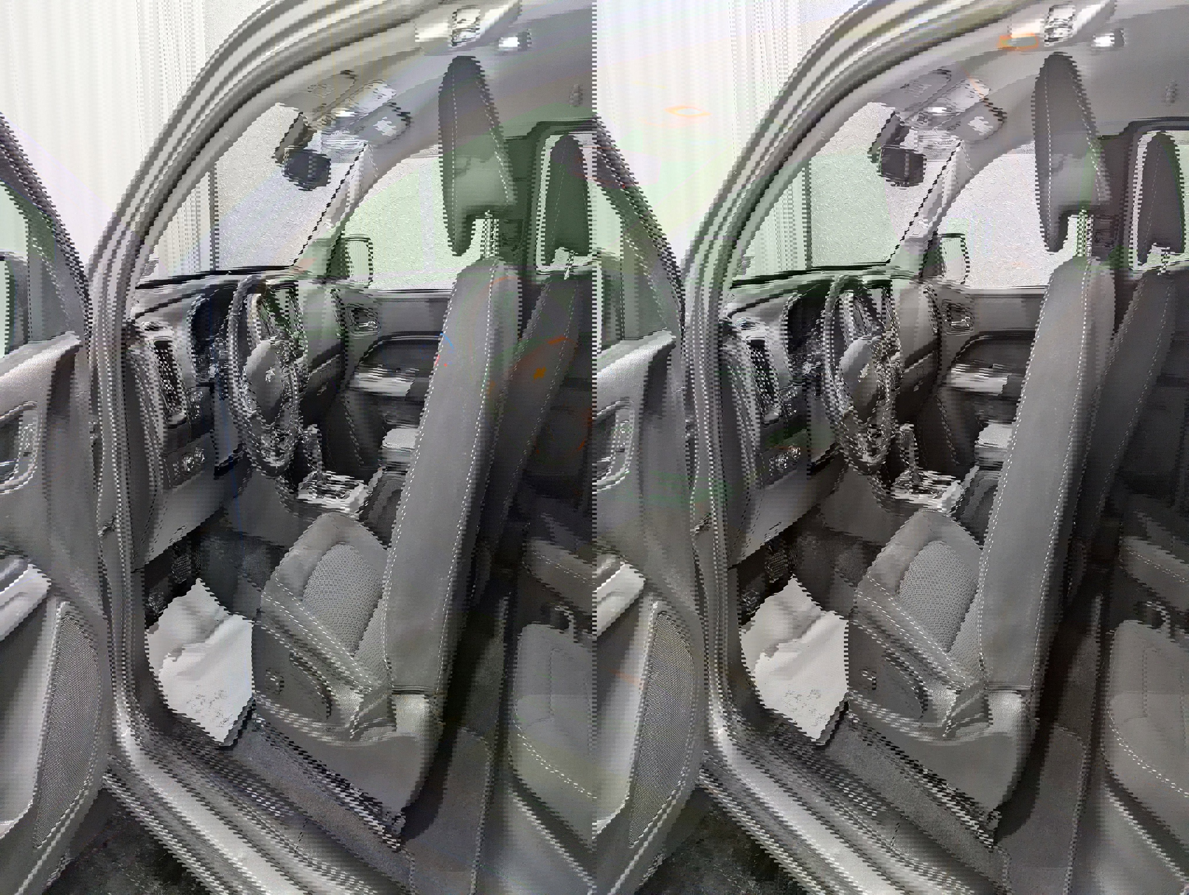 Used 2018 Chevrolet Colorado LT image 12