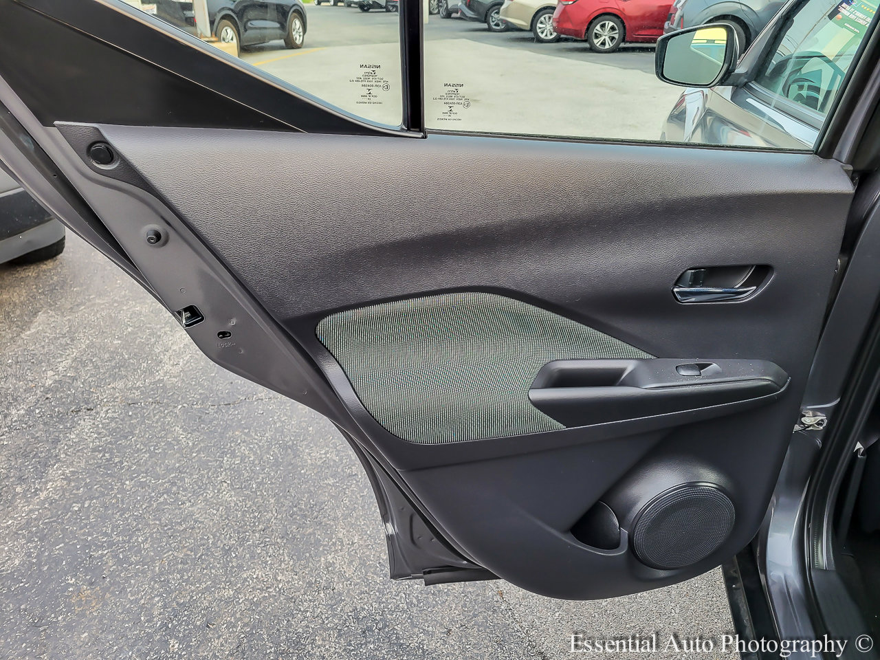 Used 2020 Nissan Kicks SV image 23