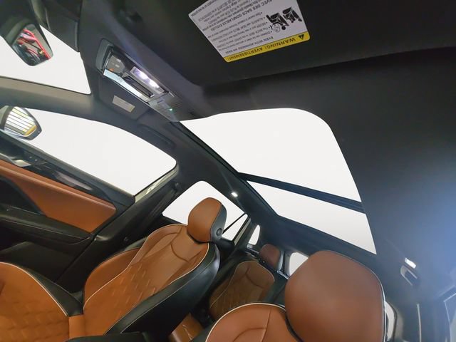Used 2025 Volkswagen Tiguan SEL R-Line AWD/4WD image 12