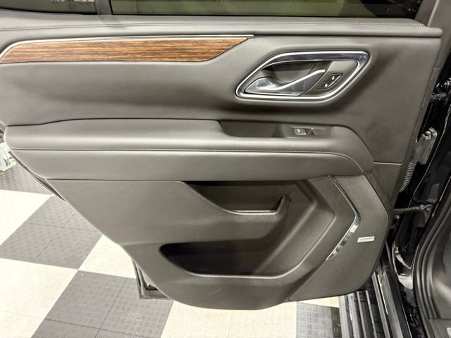 Used 2023 Chevrolet Tahoe High Country w/ Advanced Technology Package image 21