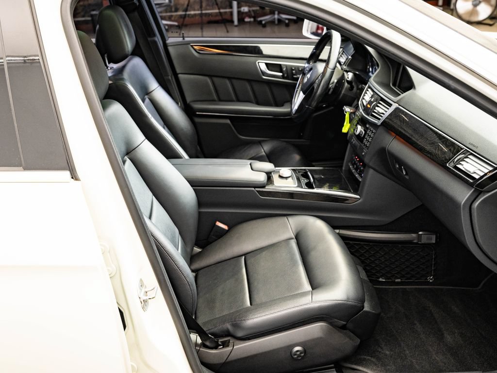 Used 2012 Mercedes-Benz E 350 4MATIC Sedan image 24