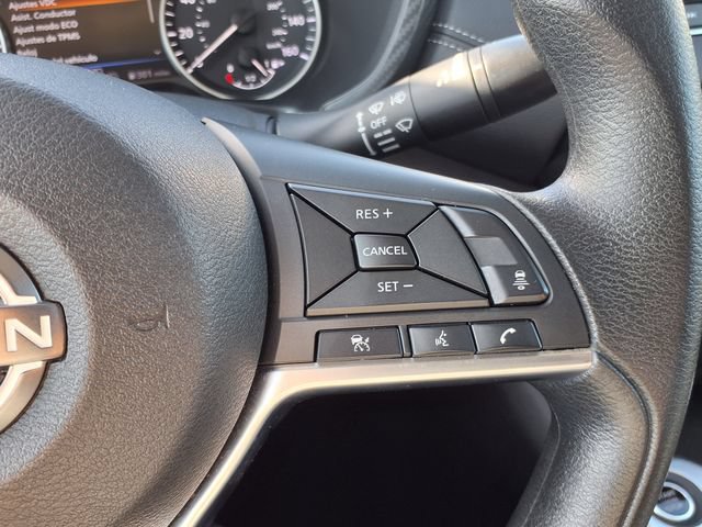 Used 2025 Nissan Sentra SV FWD image 28