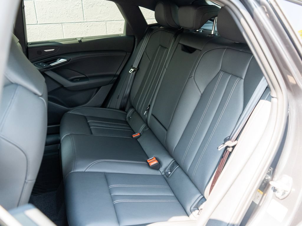 New 2027 Audi Q6 e-tron Premium Plus AWD/4WD image 9