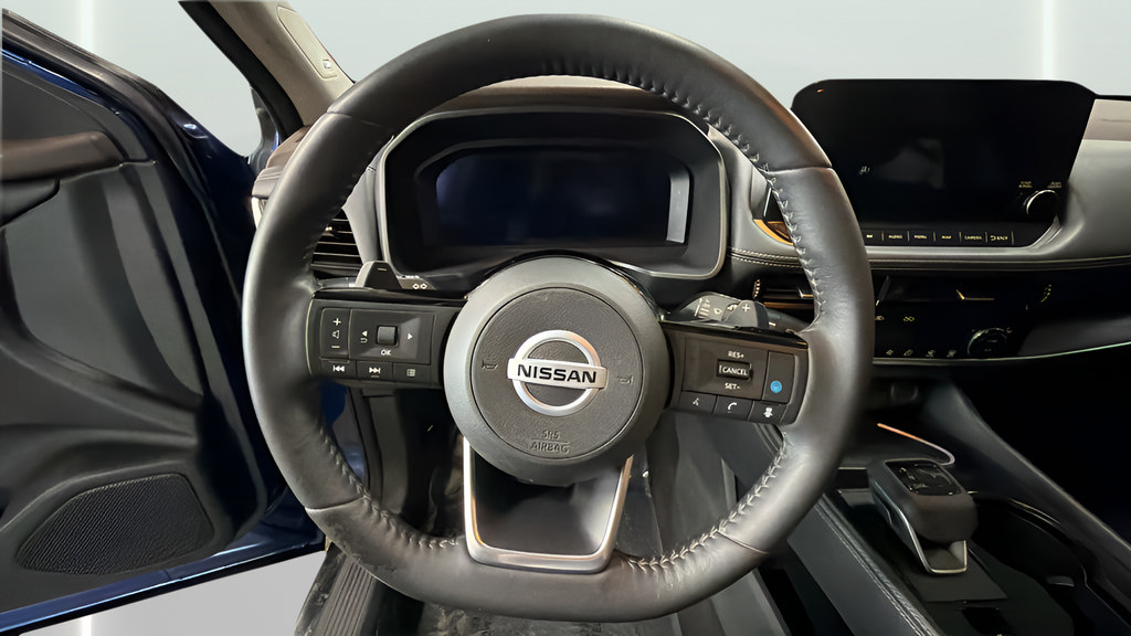 Used 2021 Nissan Rogue Platinum AWD/4WD image 16