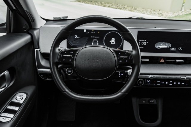 Certified 2024 Hyundai Ioniq 5 SEL image 24