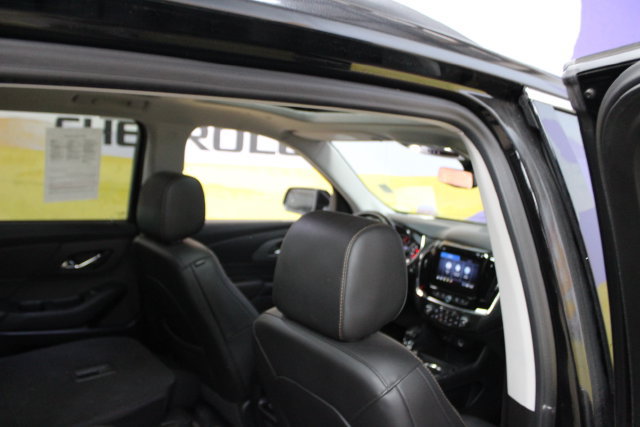 Used 2021 Chevrolet Traverse LT AWD/4WD image 10