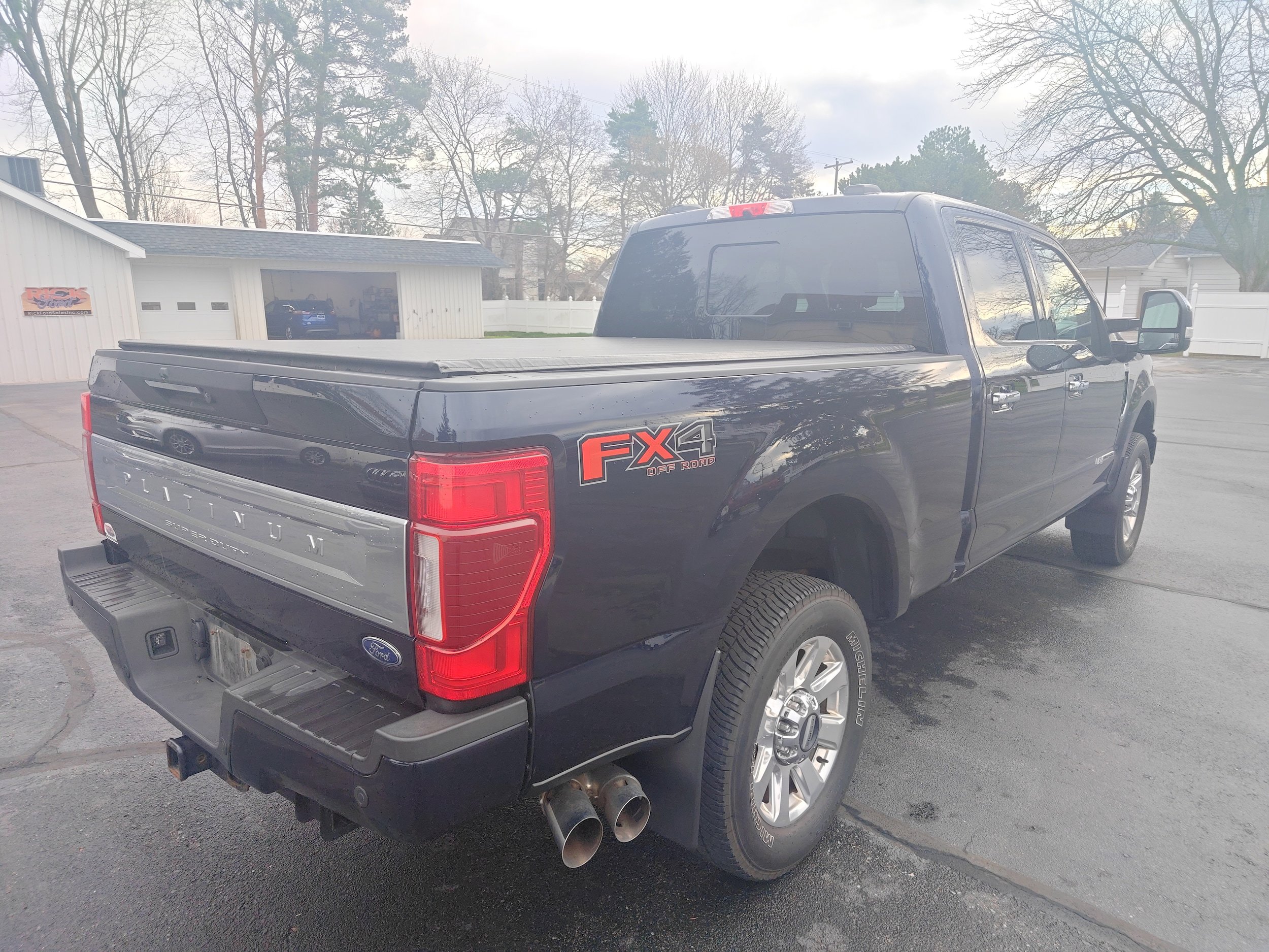 Used 2021 Ford F250 Platinum w/ FX4 Off-Road Package AWD/4WD image 11