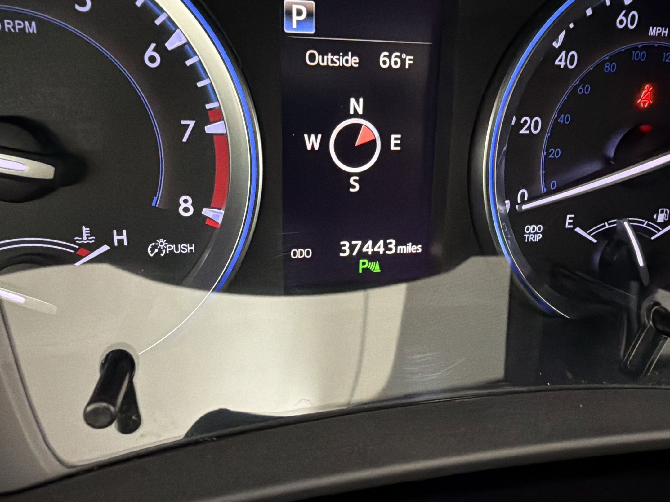 Used 2019 Toyota Highlander Limited Platinum FWD image 22