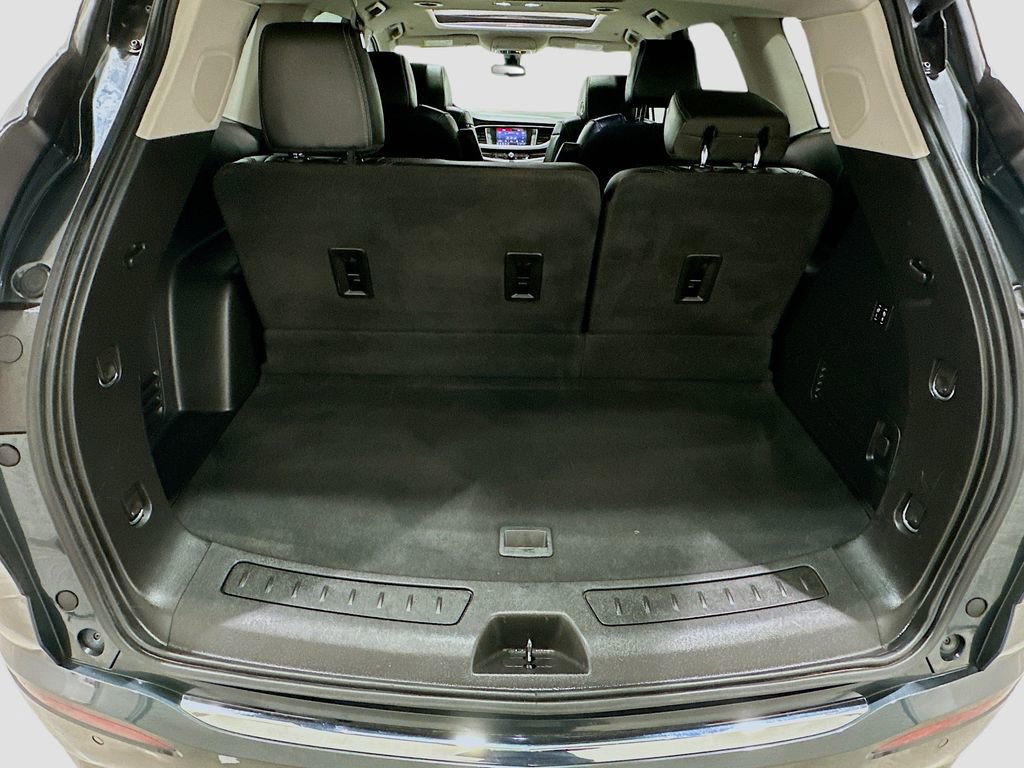 Used 2020 Buick Enclave Avenir w/ Avenir Technology Package FWD image 28