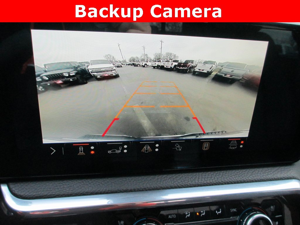 Used 2024 GMC Sierra 3500 Denali w/ Denali Reserve Package image 17