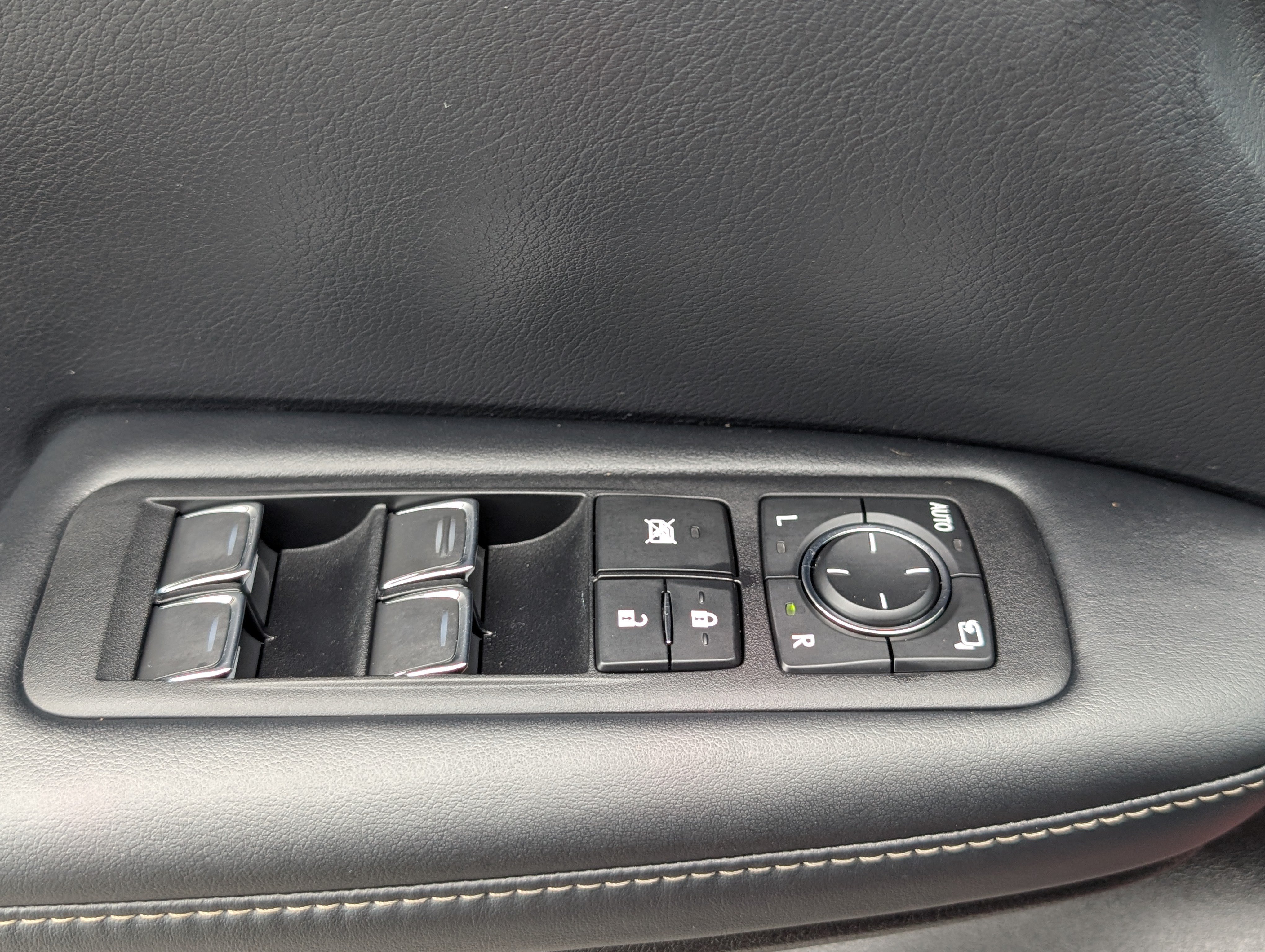 Used 2022 Lexus RX 350 F Sport w/ Accessory Package AWD/4WD image 21