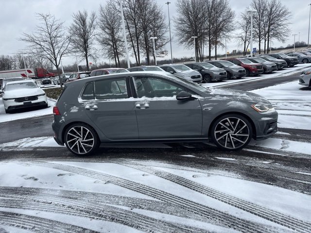 Used 2018 Volkswagen Golf R 4-Door image 12