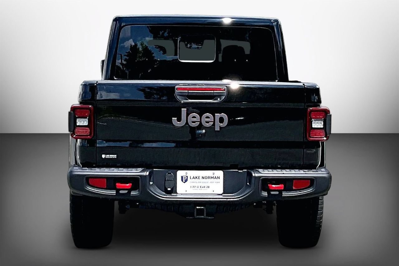 New 2026 Jeep Gladiator Rubicon w/ Steel Power Dome Hood Package AWD/4WD image 7