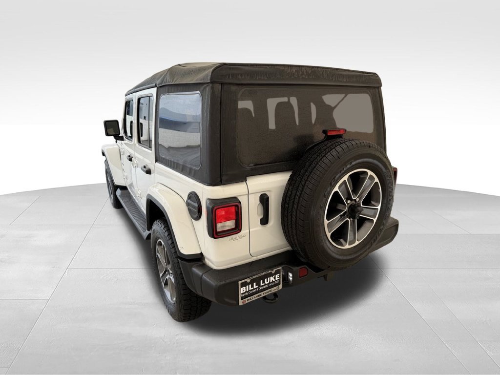 Used 2023 Jeep Wrangler Unlimited Sahara AWD/4WD image 9