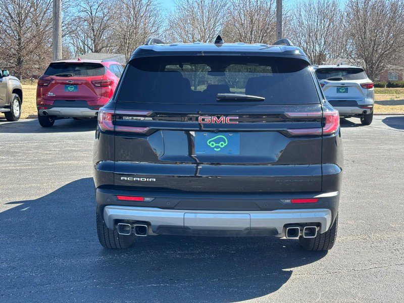 Used 2025 GMC Acadia Elevation image 4
