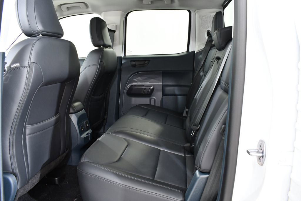 Used 2024 Ford Maverick Lariat w/ Black Appearance Package FWD image 16
