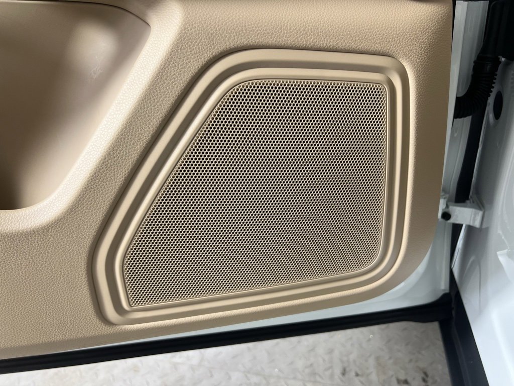 Certified 2025 Porsche Macan image 29