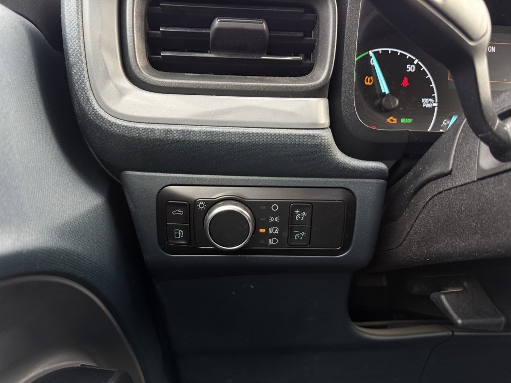 Certified 2022 Ford Maverick XL image 13