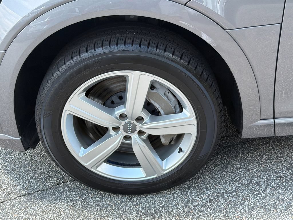Used 2019 Audi e-tron Premium Plus AWD/4WD image 11