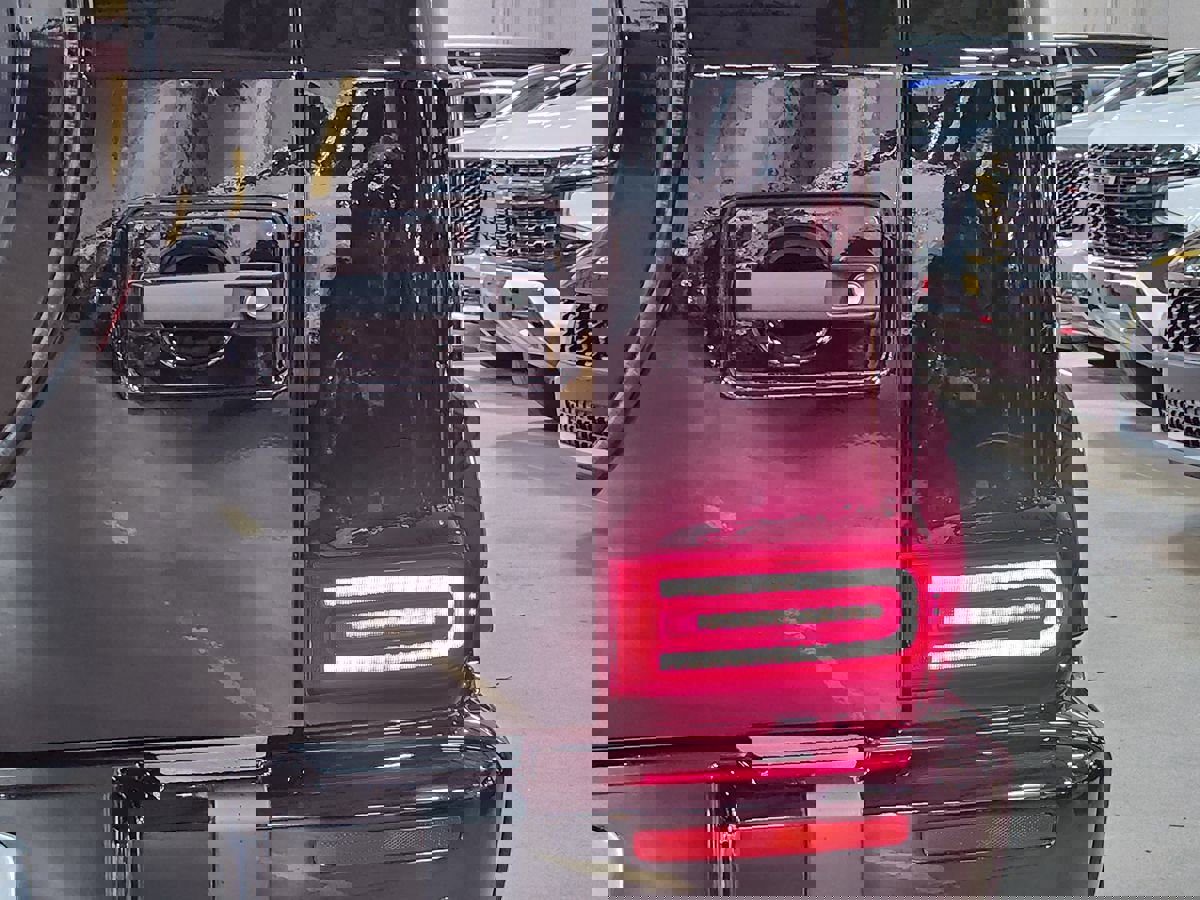 Used 2023 Mercedes-Benz G 550 image 19