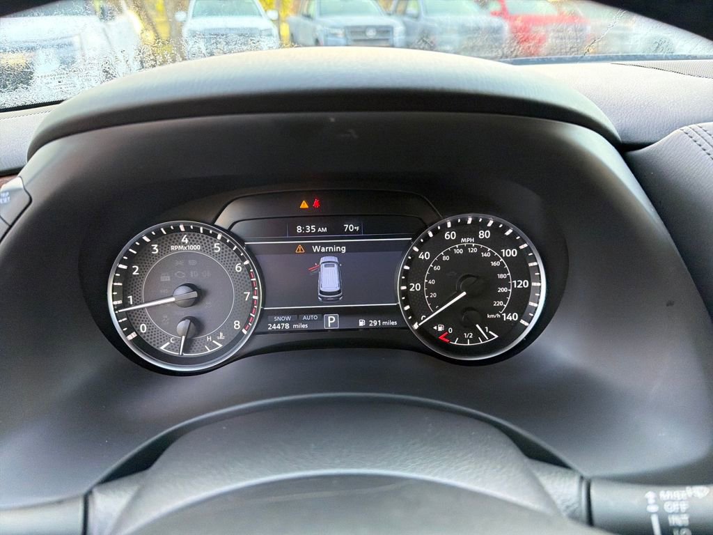 Used 2024 Nissan Armada SL w/ Captain's Chairs Package image 24