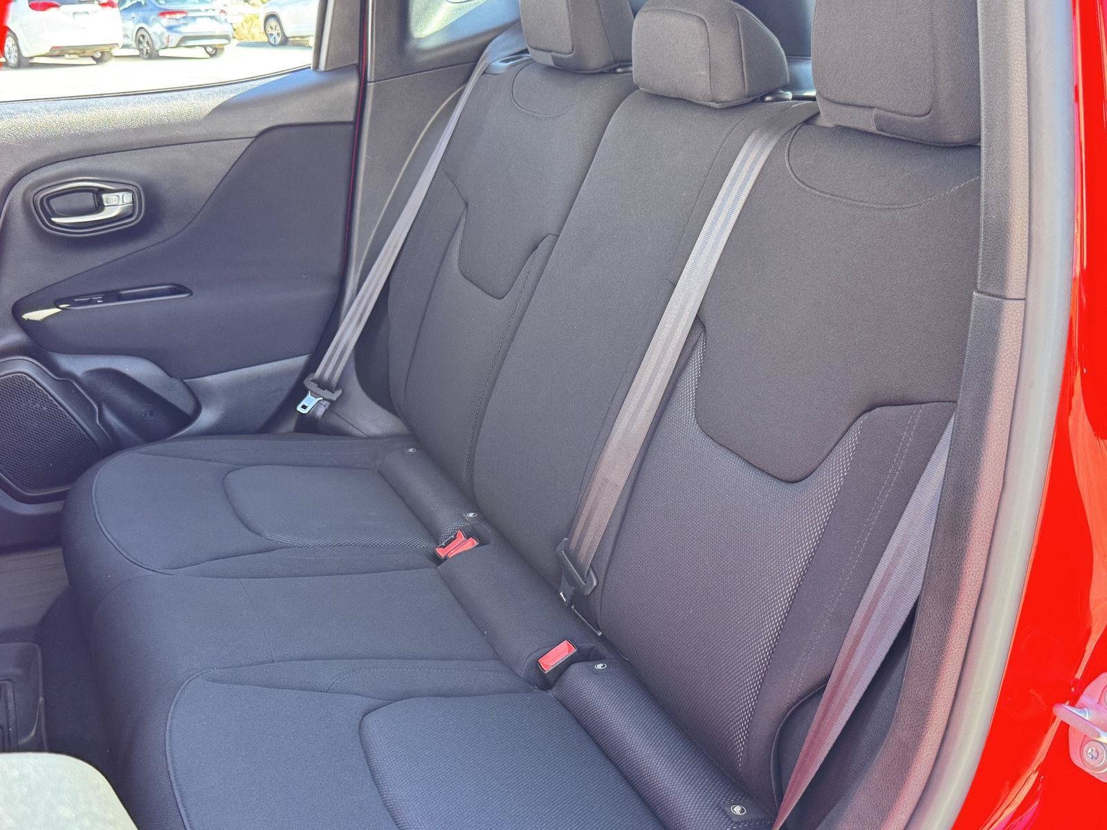Used 2020 Jeep Renegade Sport FWD image 29