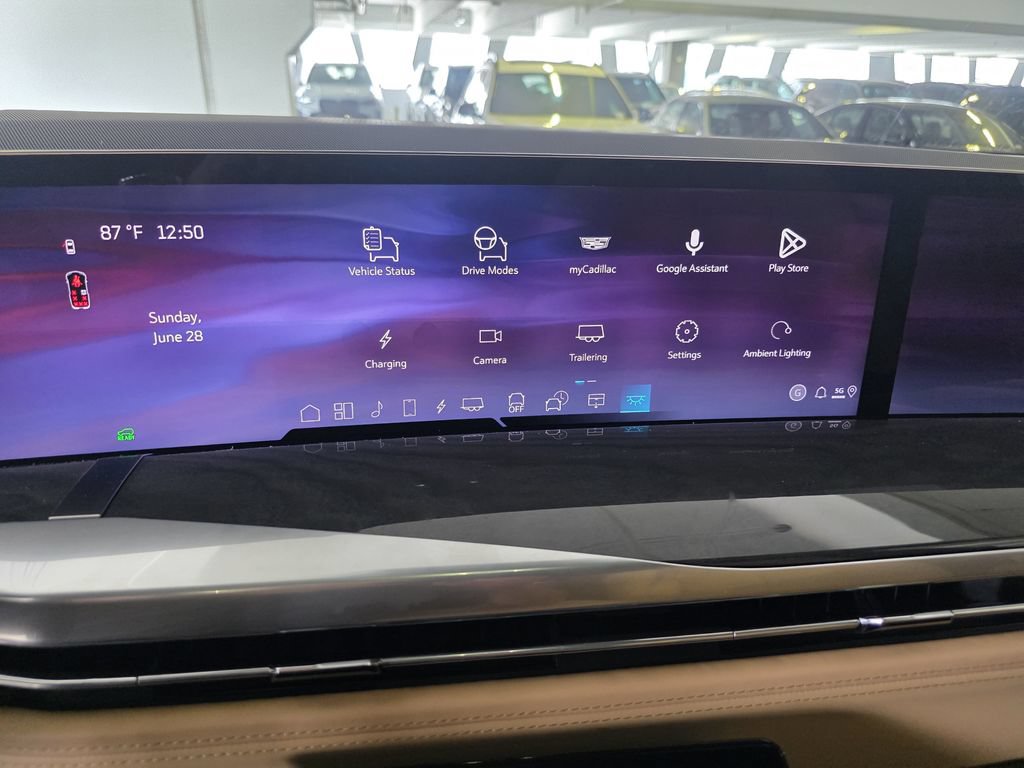 New 2026 Cadillac Escalade IQ Sport 2 w/ LPO, ONYX Package AWD/4WD image 23