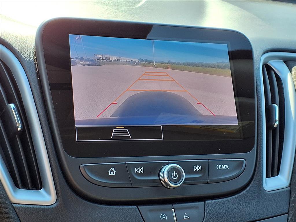 Used 2023 Chevrolet Malibu LT image 11