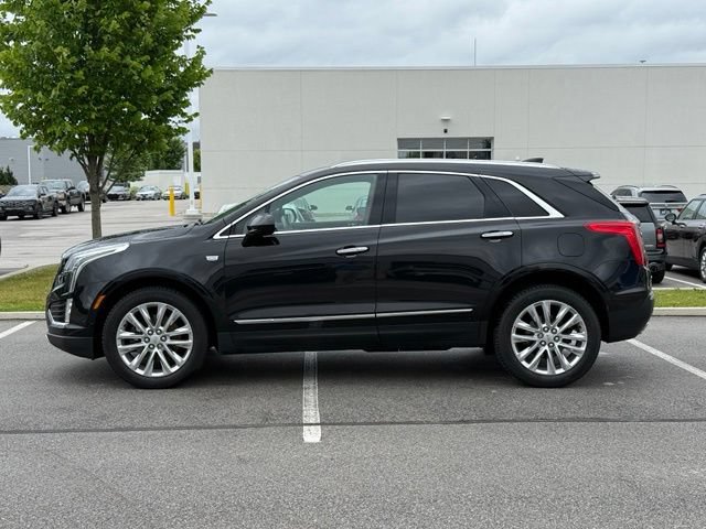 Used 2018 Cadillac XT5 Platinum w/ Driver Assist Package AWD/4WD image 2