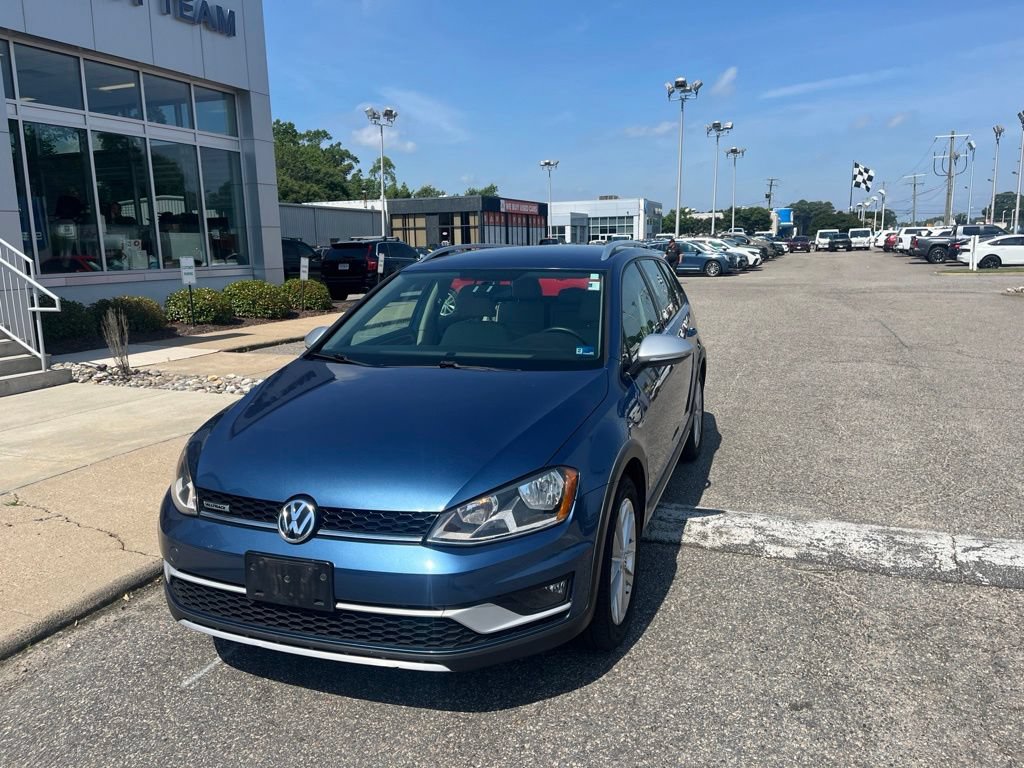 Used 2017 Volkswagen Golf Alltrack AWD/4WD image 7