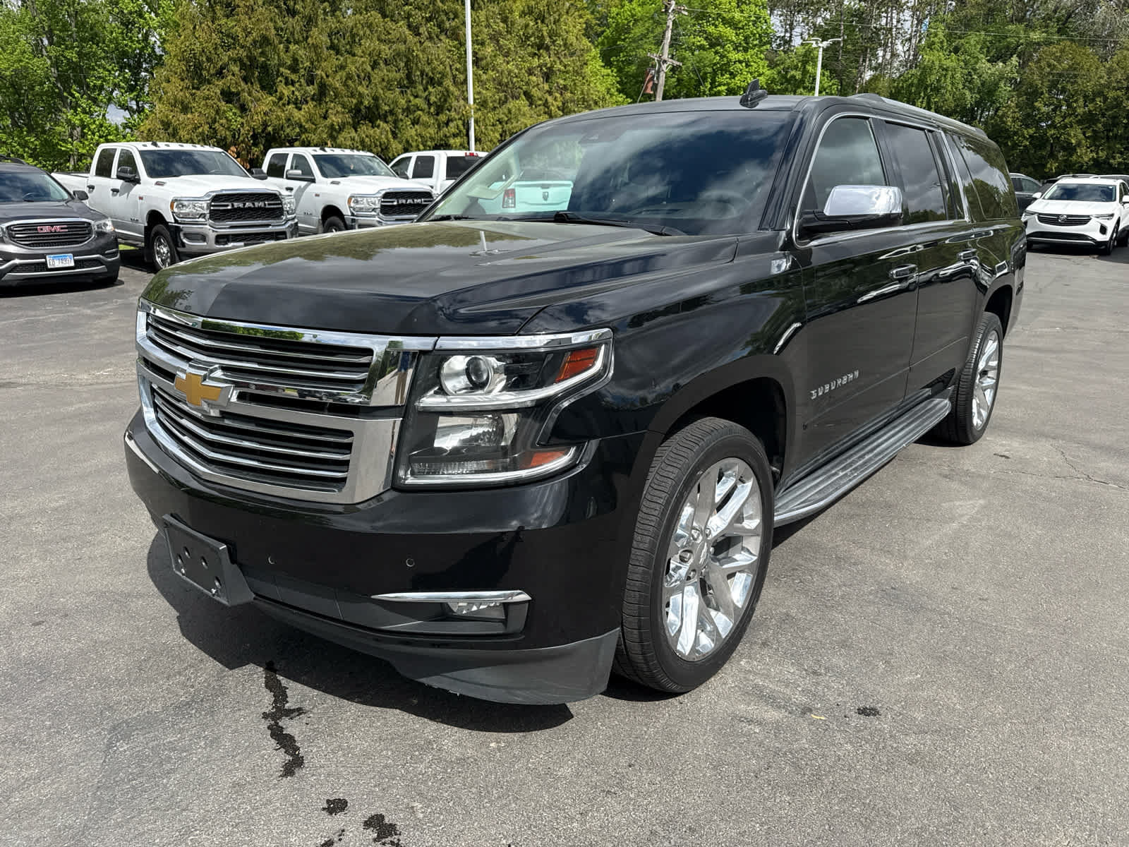 Used 2018 Chevrolet Suburban Premier w/ Max Trailering Package AWD/4WD image 7