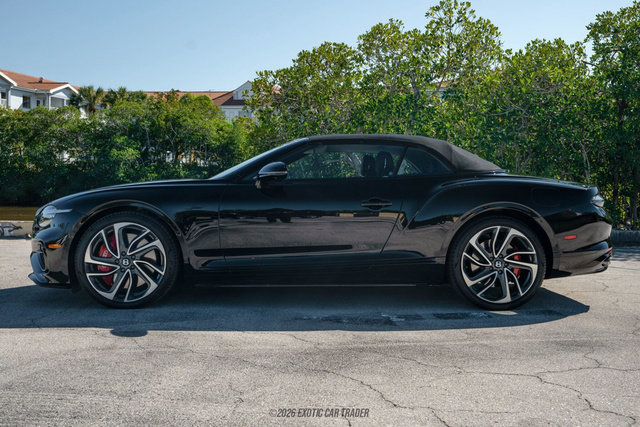 Used 2025 Bentley Continental GT Speed image 15