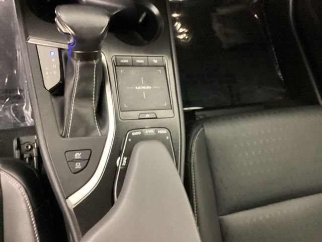 Used 2020 Lexus UX 250h AWD/4WD image 24