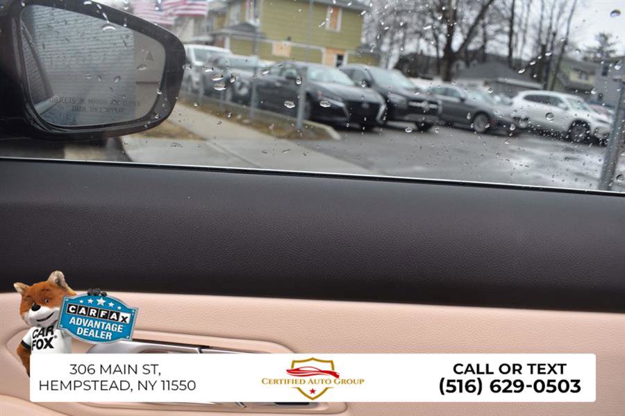 Used 2022 BMW 330e w/ Premium Package image 21