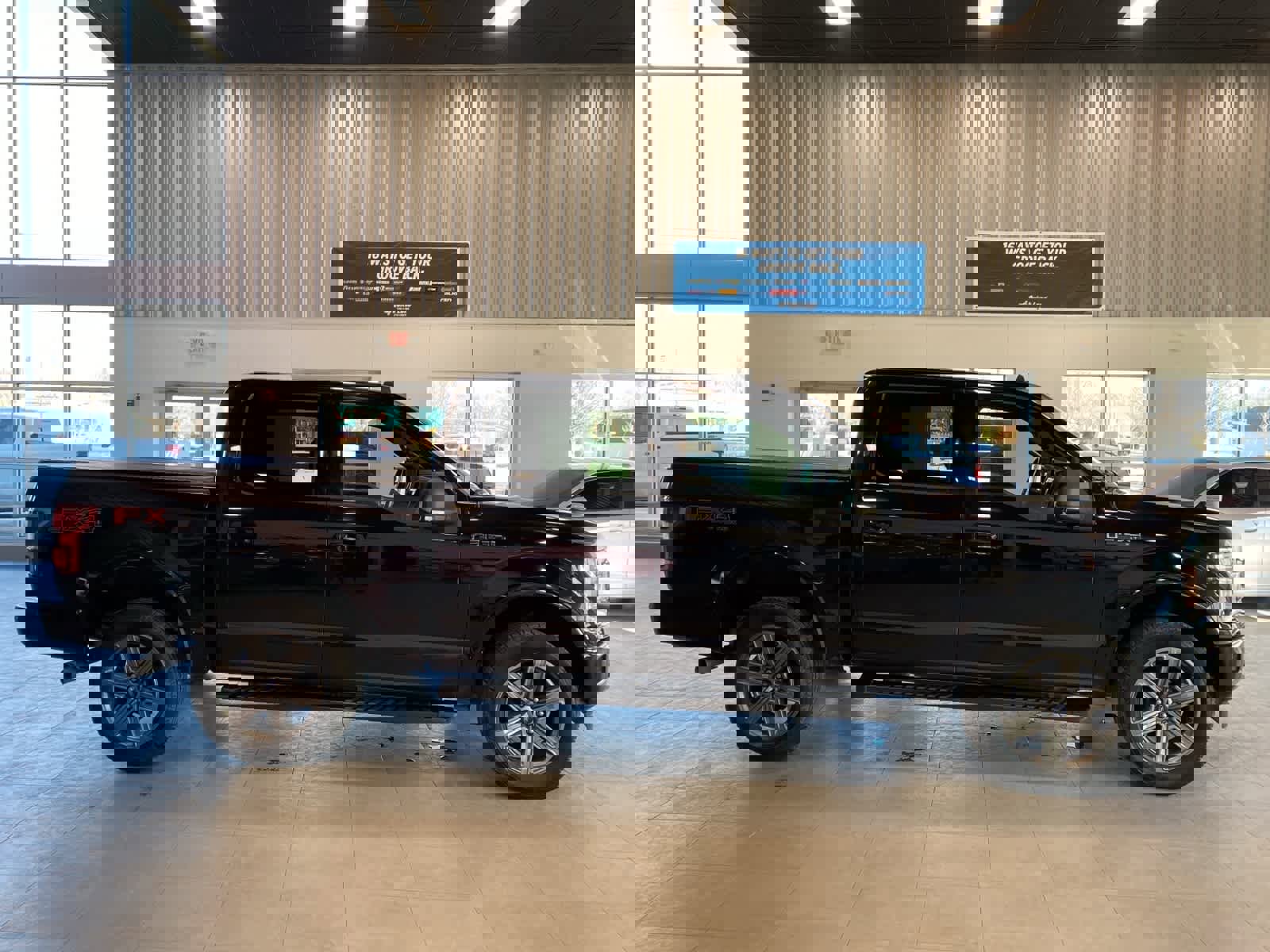 Used 2020 Ford F150 XLT w/ Equipment Group 302A Luxury image 6