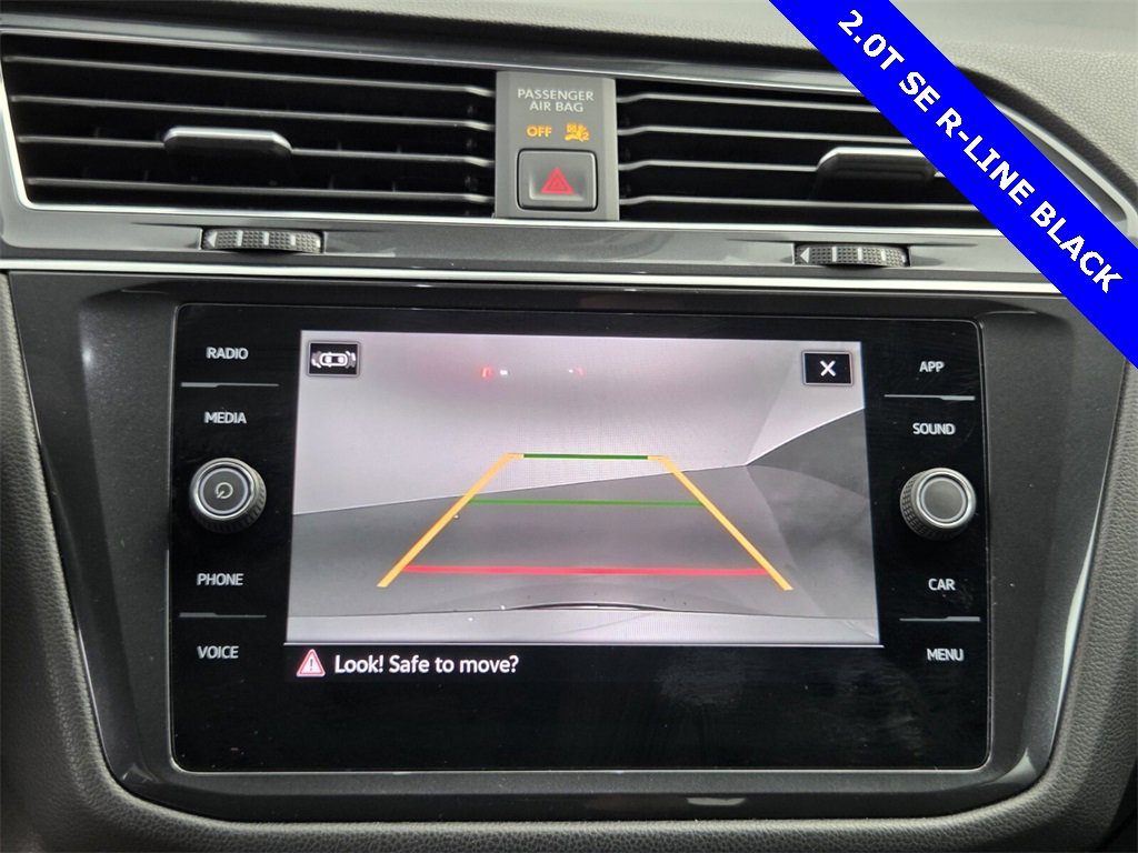 Used 2022 Volkswagen Tiguan SE R-Line image 32
