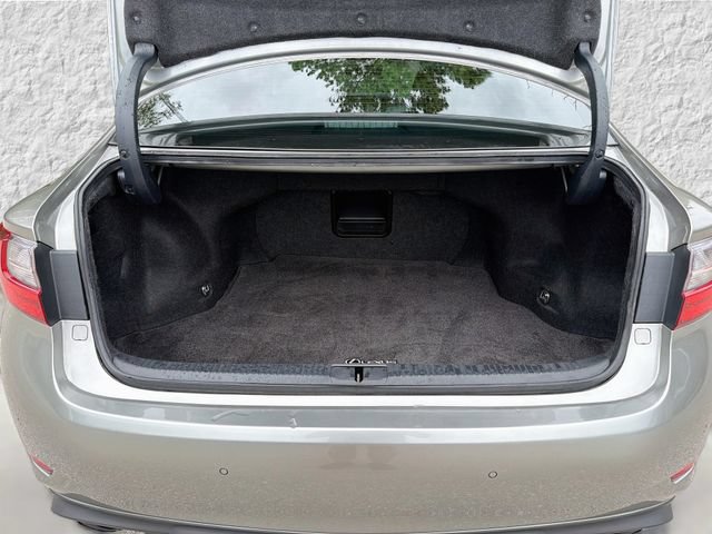Used 2016 Lexus ES 350 w/ Premium Package w/Wood Trim FWD image 12