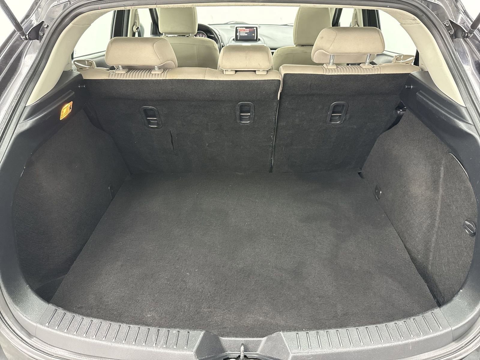 Used 2015 MAZDA MAZDA3 i Touring w/ Technology Package image 36