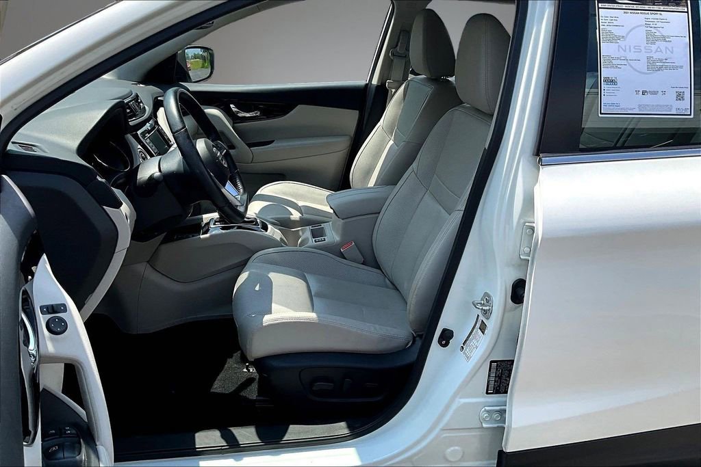 Used 2021 Nissan Rogue Sport SL w/ Premium Package AWD/4WD image 21