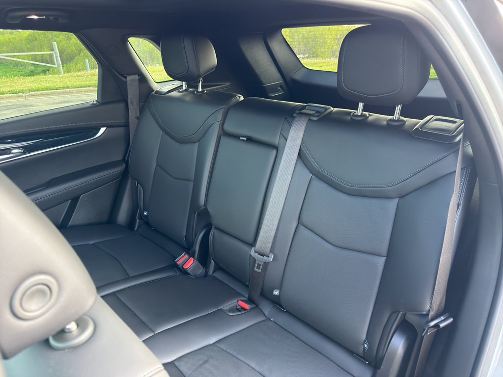 Used 2024 Cadillac XT5 Premium Luxury w/ LPO, Floor Liner Package AWD/4WD image 38