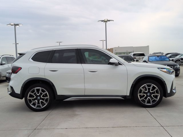 Used 2025 BMW X1 xDrive28i w/ Convenience Package image 4