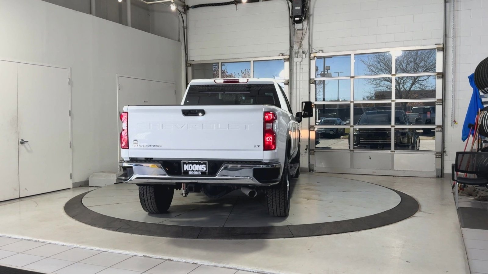 Used 2025 Chevrolet Silverado 2500 LT AWD/4WD image 10