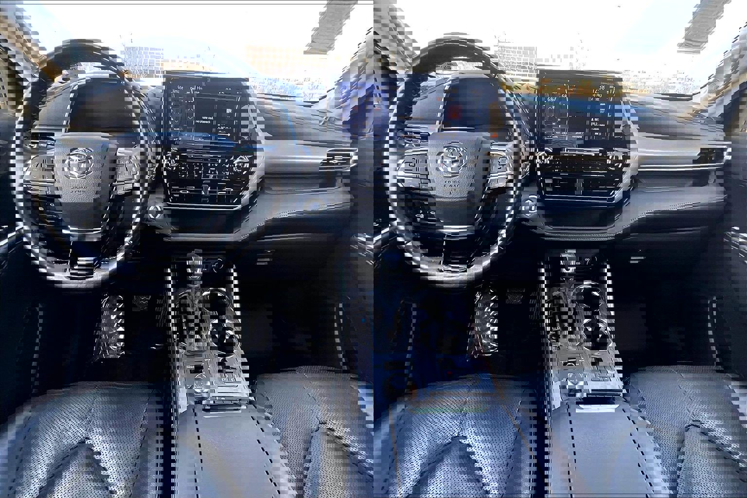 Used 2020 Toyota Highlander Limited image 14