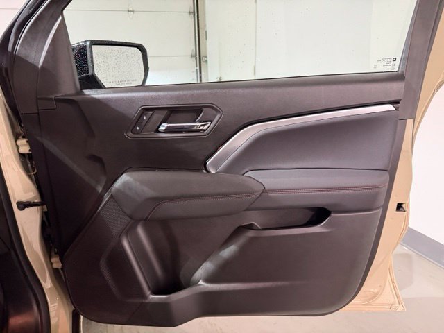 Used 2023 Chevrolet Colorado Z71 w/ Z71 Convenience Package 2 AWD/4WD image 26